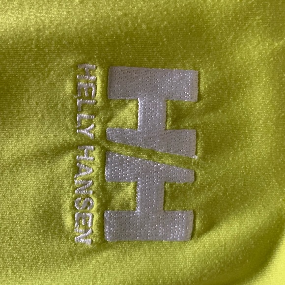 Helly Hansen Impressive green Polo shirt. Large . Great color to be noticed. - Picture 3 of 4